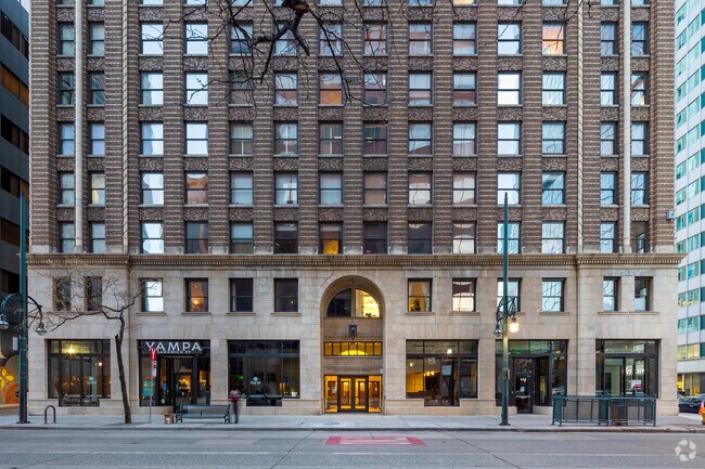 Foto del edificio - Midland Lofts