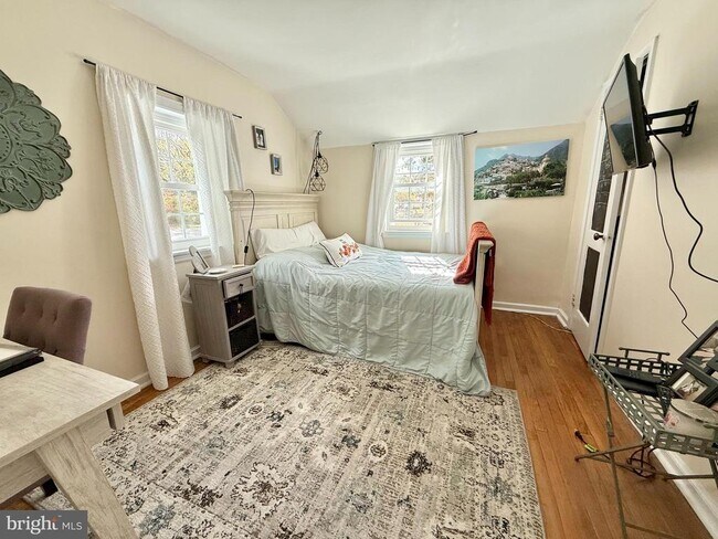 Foto del edificio - 1303 Bruce Rd