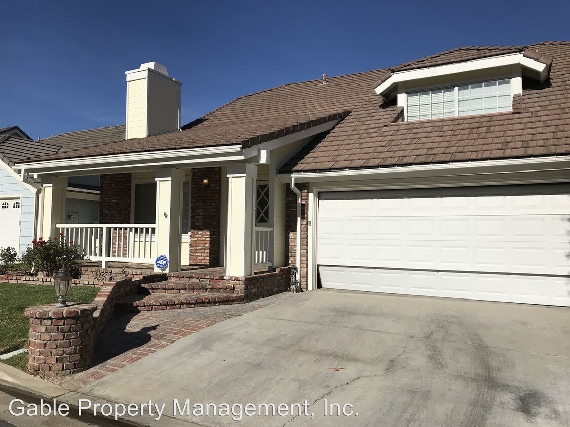 Primary Photo - 23927 Ranney House Ct