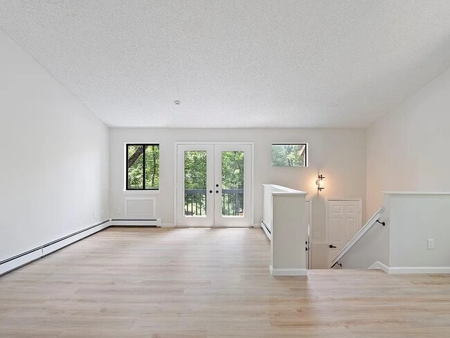 Foto del edificio - 38 Meadowlark Ln