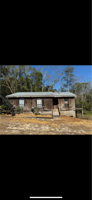 Primary Photo - 1912 Gill Rd