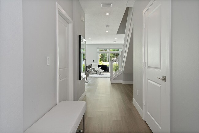 Building Photo - Frederick Isles Townhomes - Delray Beach