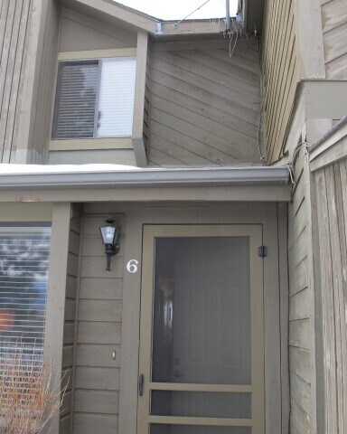 Foto del edificio - 4 Reynolds Rd