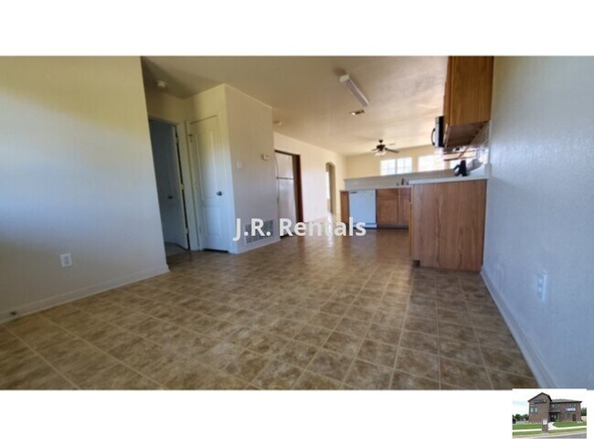 Foto del edificio - 413 Brittney Way