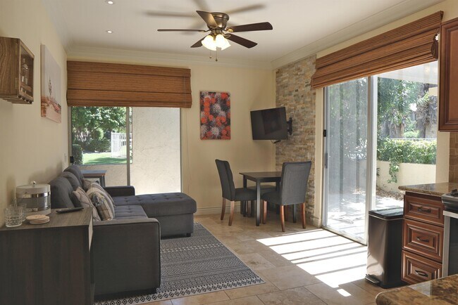 Building Photo - 46700 Mountain Cove Dr