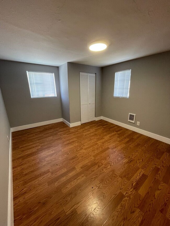 Building Photo - 1436-1438 3rd St