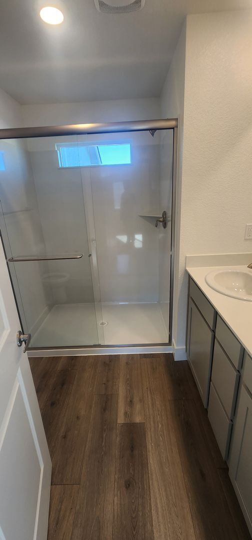 Building Photo - Newer home in Sparks!