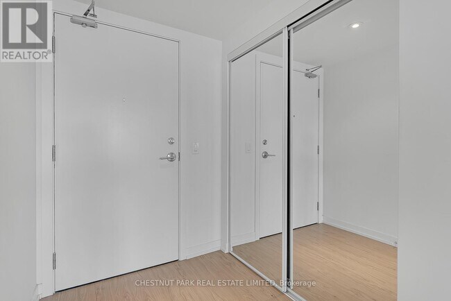 Photo du bâtiment - 85 Wood St