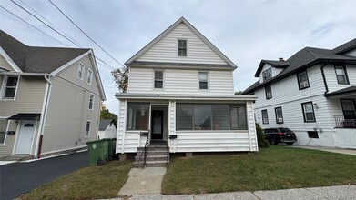 Building Photo - 31 Harrison St