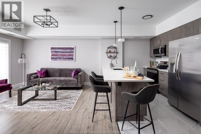 Photo du bâtiment - 480 Fairview Blvd