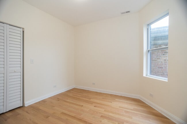 Building Photo - 1524 S 51st Ct