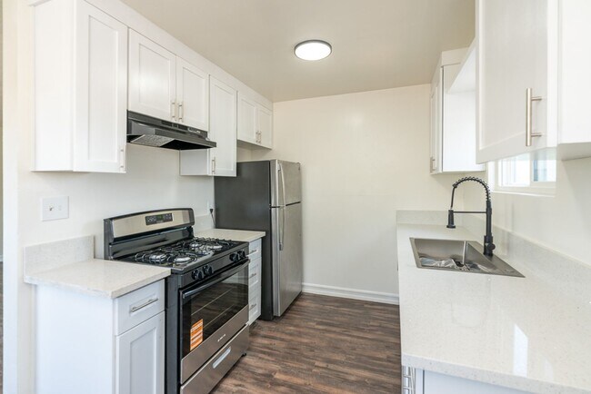Building Photo - 4001 33rd St