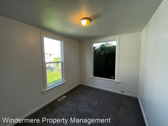 Foto del edificio - 3 br, 1 bath House - 1717 Burwell Street