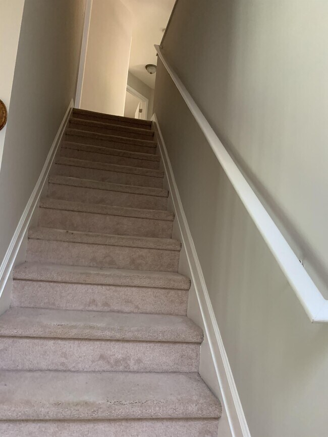 Foto del edificio - 8710 Radford Ln