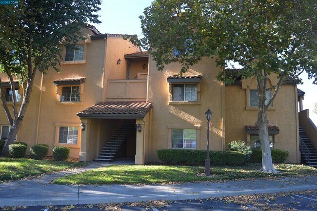 Building - 805 Watson Canyon Ct
