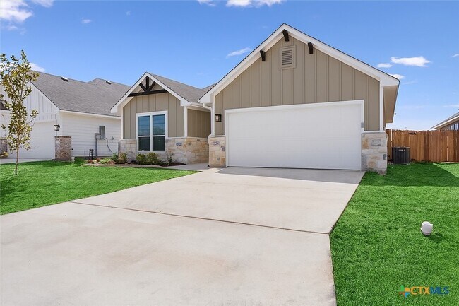 Building Photo - 8615 Chena Rdg Dr
