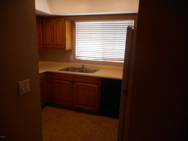 Foto del edificio - 15402 N 28th St
