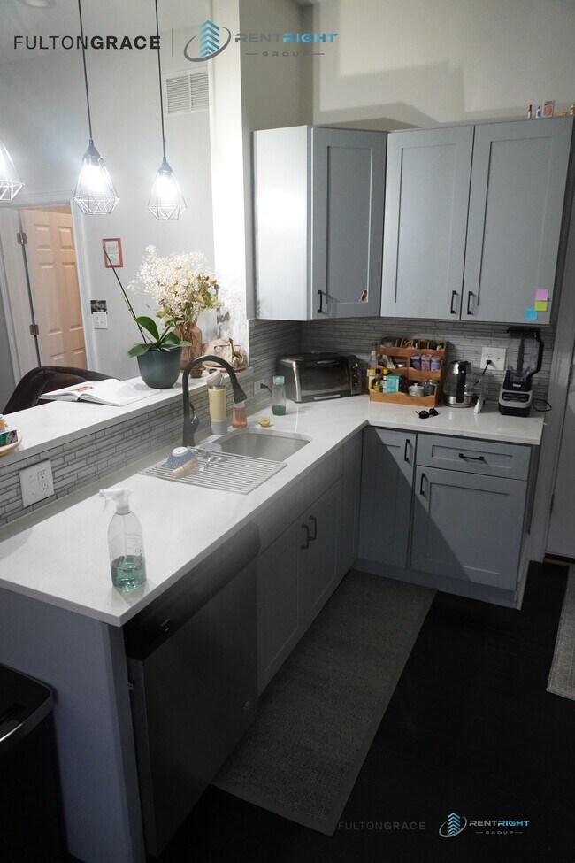 Foto del edificio - 2031 W 23rd St