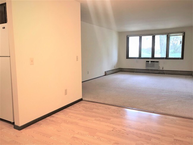 Foto del edificio - 2922 Ashford Ln