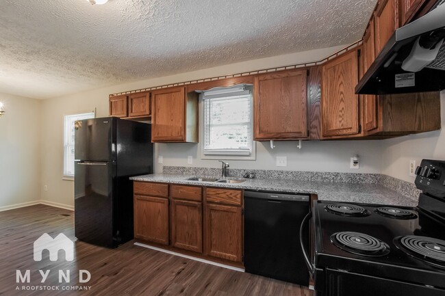 Building Photo - 7610 Denon Hills Dr