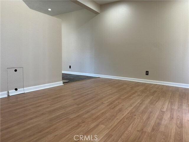 Building Photo - 950 W Lambert Rd