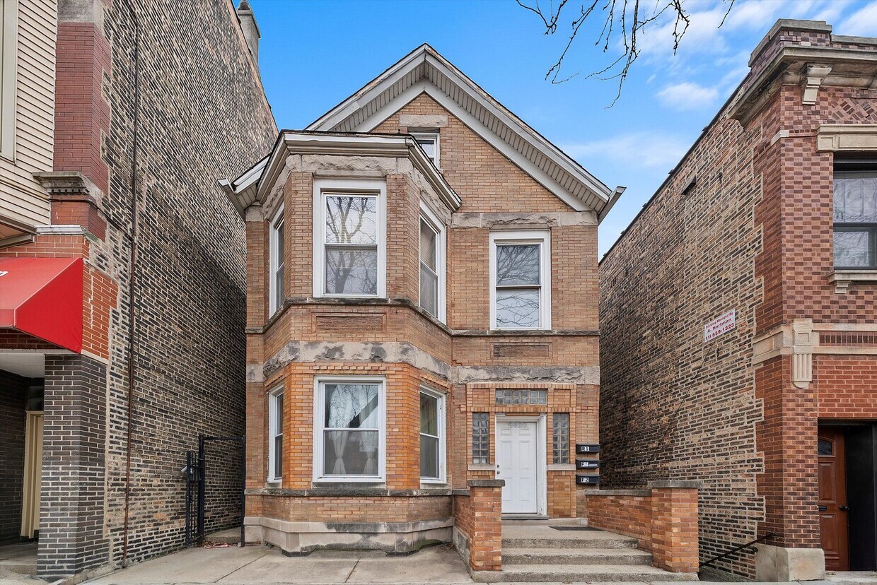 Foto principal - 2420 S Oakley Ave