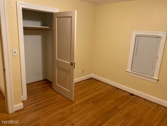 Building Photo - 1 br, 1 bath House - 34 Woodfin Rd