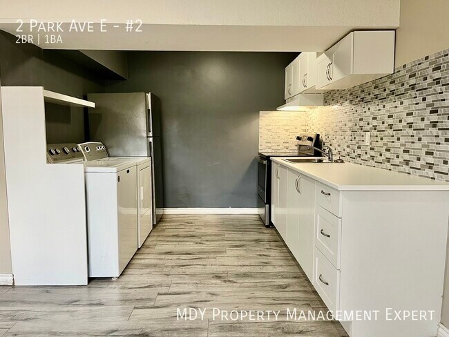 Photo du bâtiment - Move in Ready!