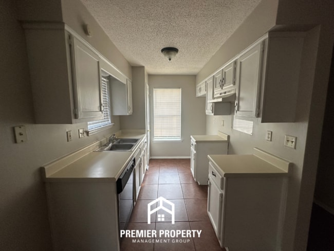 Building Photo - 1531 Beaver Trail Dr