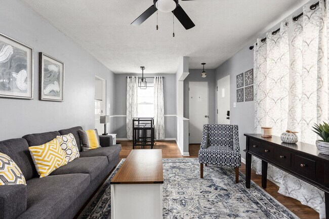 Foto del edificio - 2307 E 65th St