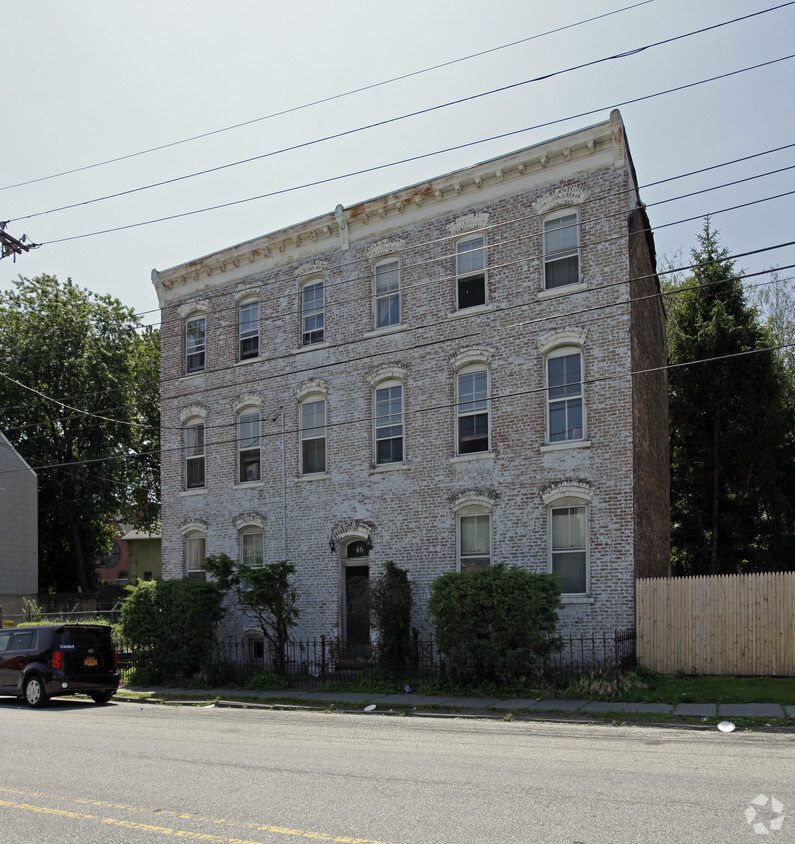 Building Photo - 46 Broad St