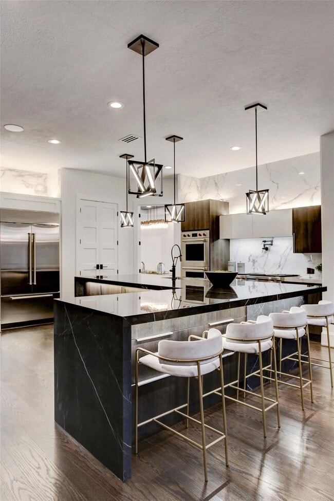 5158 Huckleberry Cir