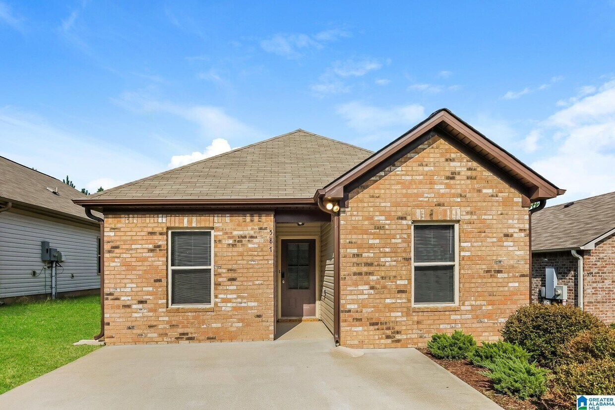 Foto principal - 587 Kincaid Cove Ln