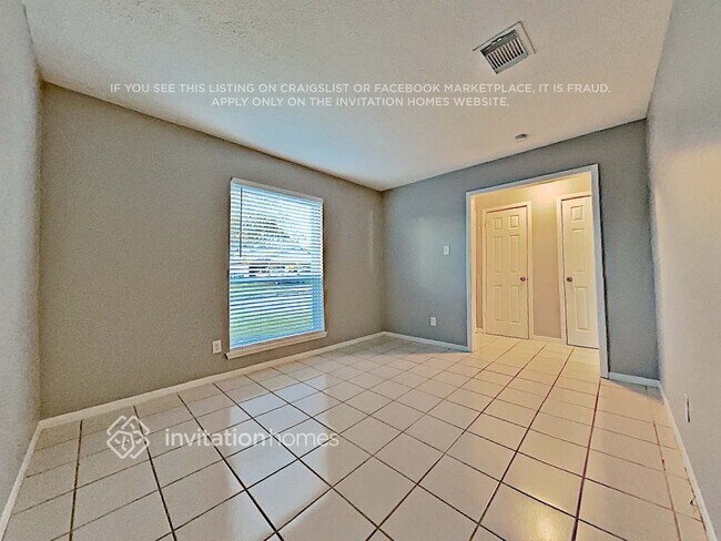 Building Photo - 1218 Epsilon St