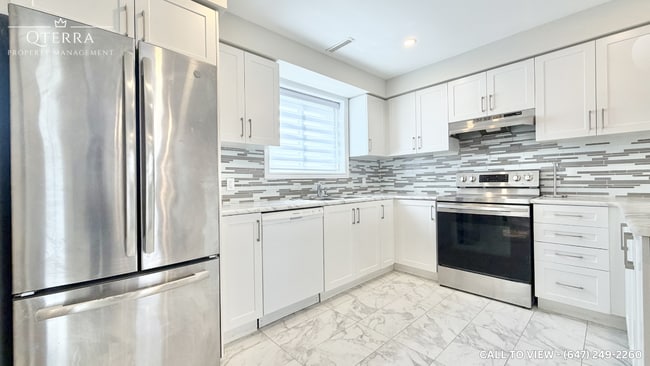 Building Photo - 18 Darrell Av