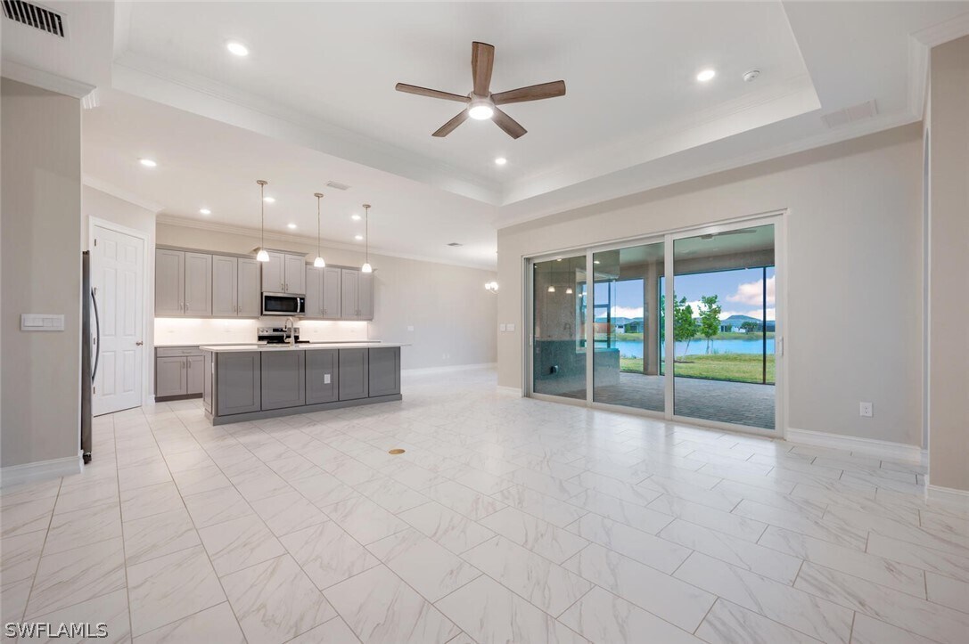 Foto del edificio - 28104 Captiva Shell Lp