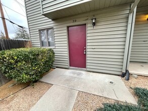 Building Photo - 1240 Stetson Rd