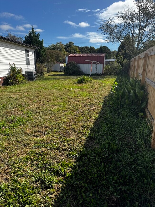 Building Photo - 5667 Turner Dr