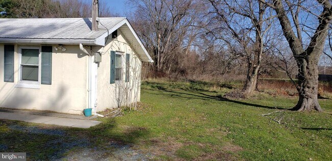 Building Photo - 4132 Cliffvale Rd