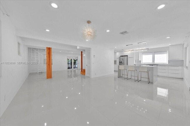 Foto del edificio - 348 Palm St