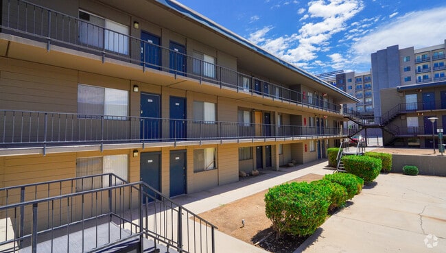 Building Photo - The Villas at Uptown