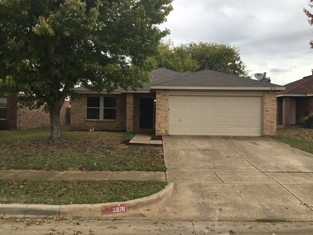 Primary Photo - 3878 Fox Meadow Way