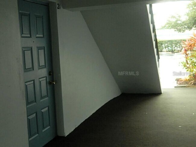 Foto del edificio - 8203 Sun Spring Cir