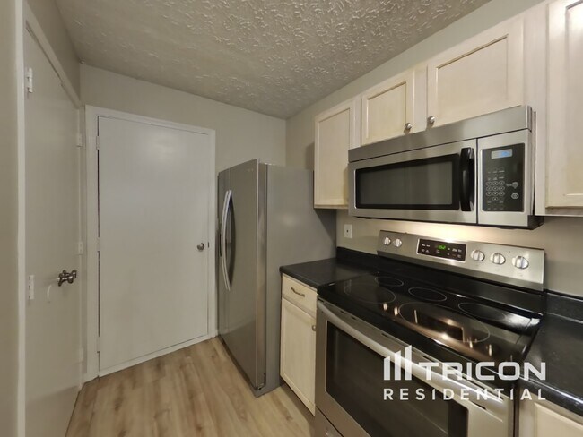 Building Photo - 6750 Pembridge Way Indianapolis IN