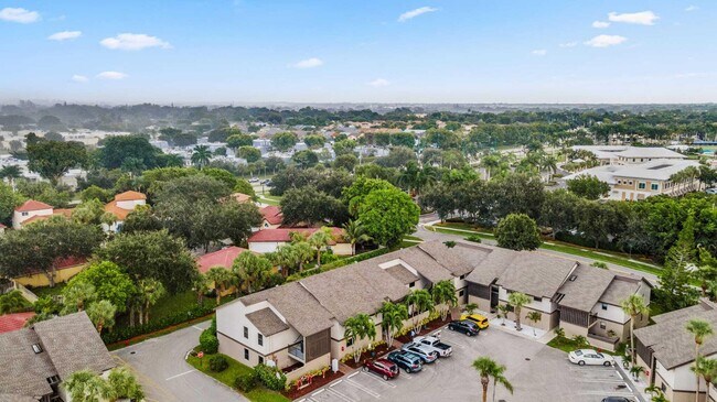 Foto del edificio - 1665 Cabot Ln