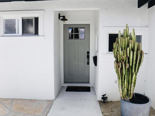Building Photo - 4970 Mt Almagosa Dr