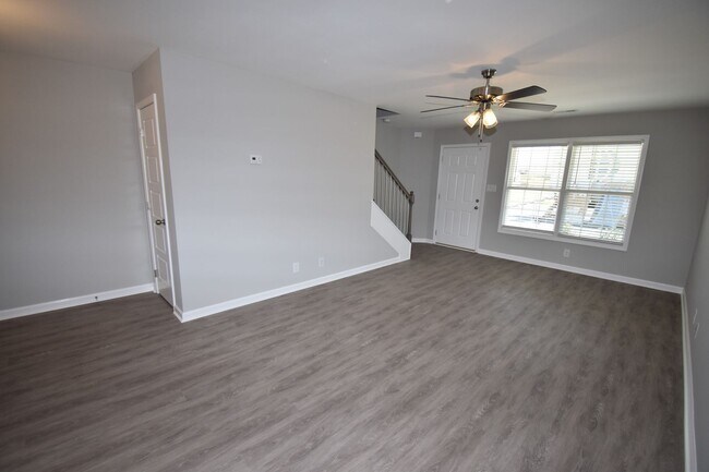 Foto del edificio - 2 Bedroom Pet Friendly Condo Near Wilma Ru...