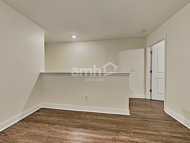 Building Photo - 178 Sweet Gum Dr