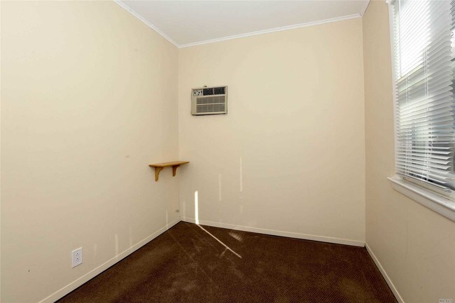 Foto del edificio - 87-74 254th St