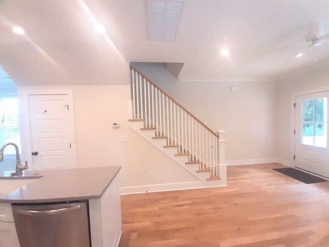 Building Photo - Beautiful 3 Bedroom, 3 Bathroom New Constr...